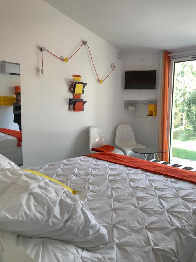 La Maison 1440 LʼIsle-sur-la-Sorgue Екстериор снимка