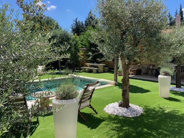 La Maison 1440 LʼIsle-sur-la-Sorgue Екстериор снимка