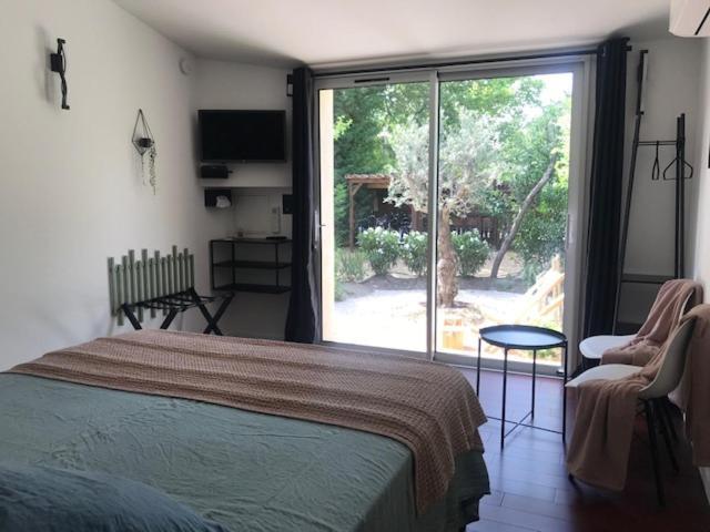 La Maison 1440 LʼIsle-sur-la-Sorgue Екстериор снимка